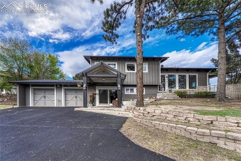 Photo of 5335 Sapphire Drive, Colorado Springs, CO 80918 (MLS # 9544725)
