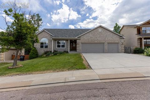 645 Robinglen Court Colorado Springs CO 80906