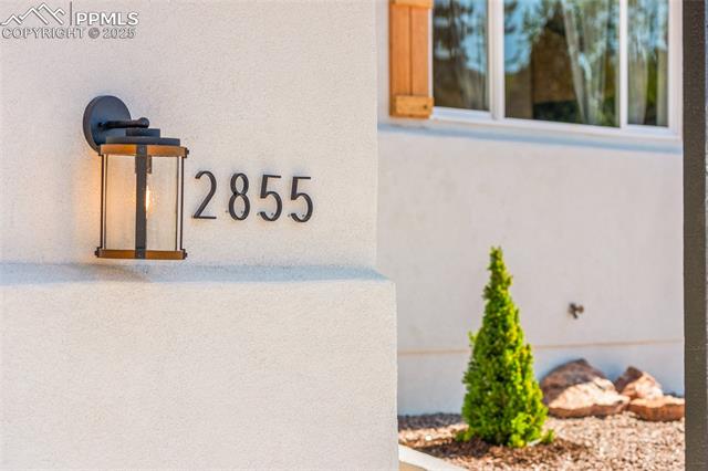 2855 Villa Loma Drive