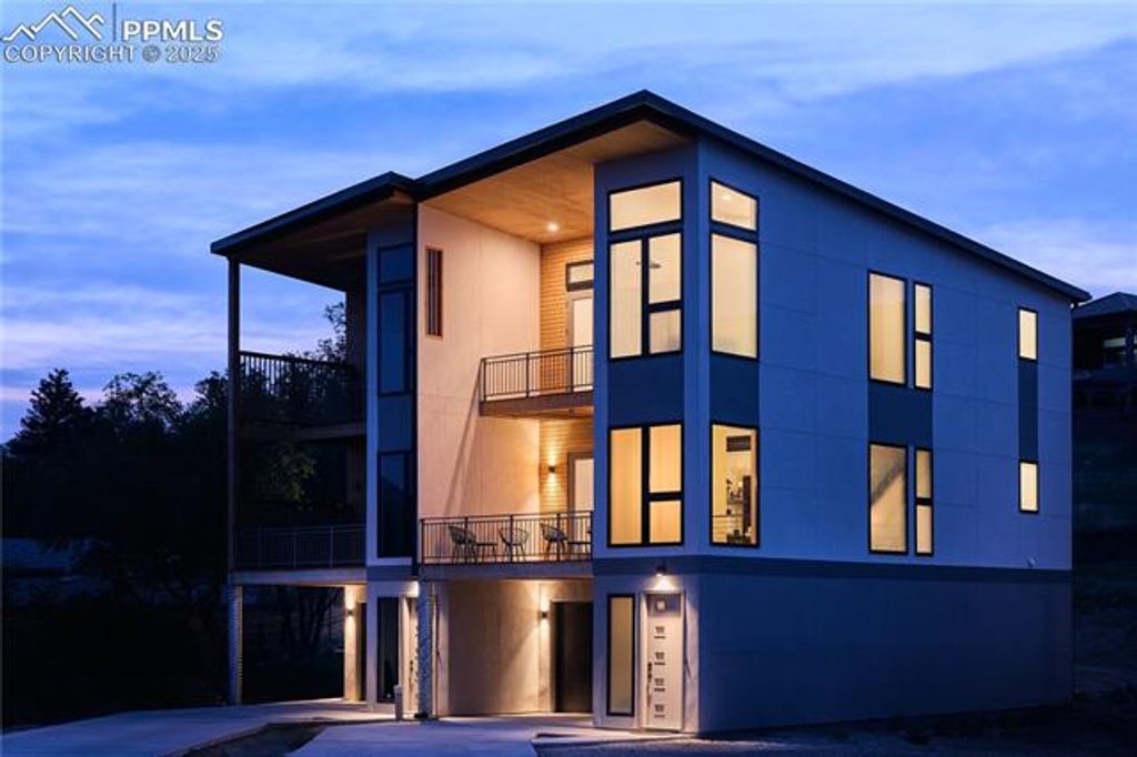 listing image 0