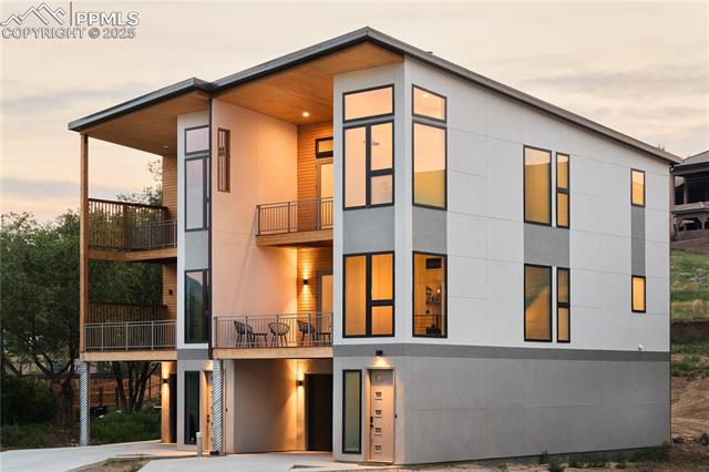 2248 Glenn Street