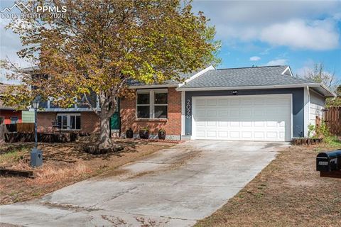 Photo of 2020 Rusty Hinge Drive, Colorado Springs, CO 80920 (MLS # 5386912)
