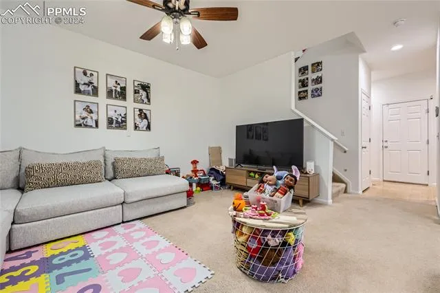 Colorado Springs, Colorado 80910, United States, 3 Bedrooms Bedrooms, ,3 BathroomsBathrooms,Residential,Active,27493