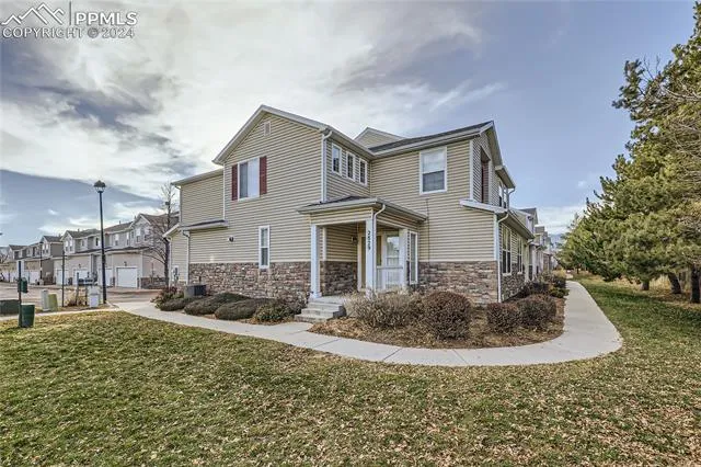 Colorado Springs, Colorado 80910, United States, 3 Bedrooms Bedrooms, ,3 BathroomsBathrooms,Residential,Active,27493