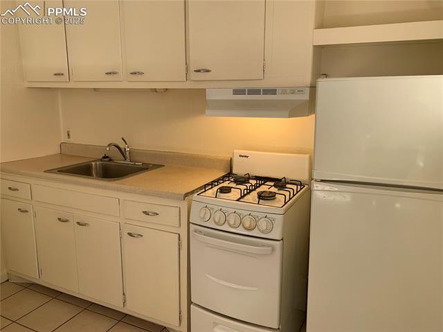 3 Arapahoe Place