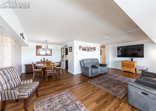 411 Lakewood Circle A802