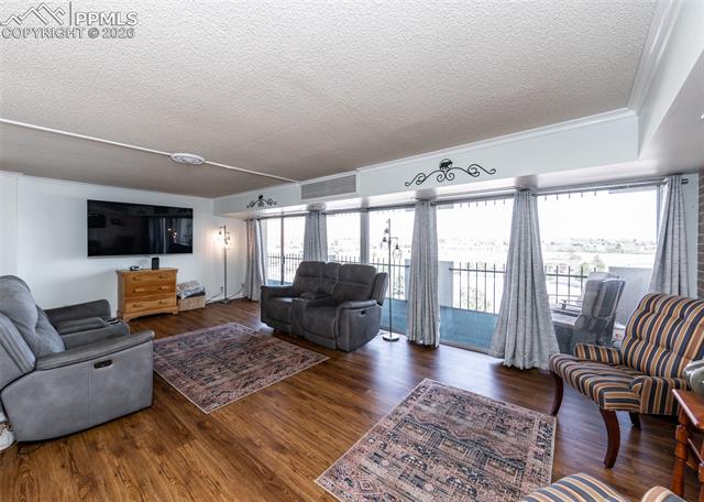 411 Lakewood Circle A802