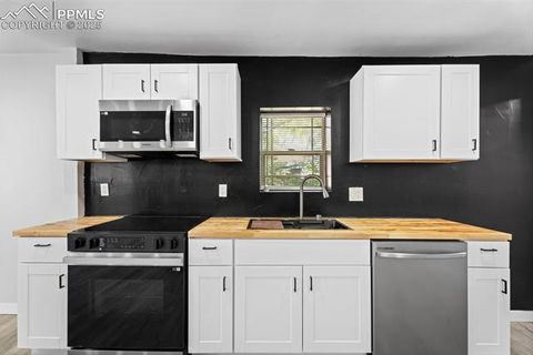 Tiny photo for 1928 E 10th Street, Pueblo, CO 81001 (MLS # 2591047)
