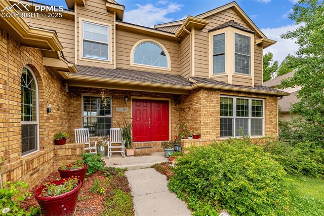 5640 Saddle Rock Road