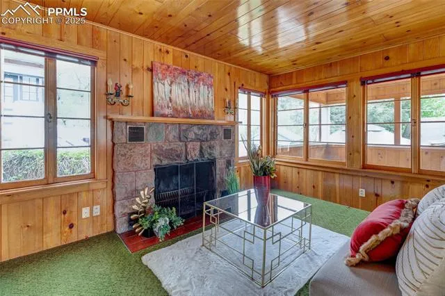 Manitou Springs, Colorado 80829, United States, 5 Bedrooms Bedrooms, ,2 BathroomsBathrooms,Residential,Active,131254