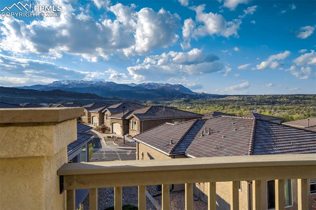 2062 Lone Willow View