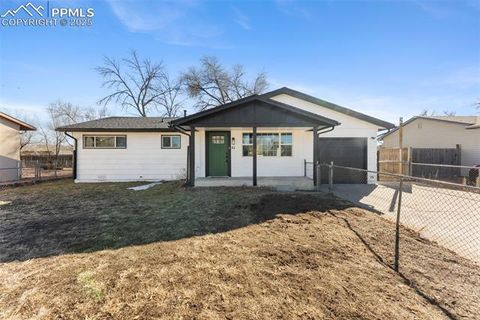 Photo of 81 Everett Drive, Colorado Springs, CO 80911 (MLS # 9584330)