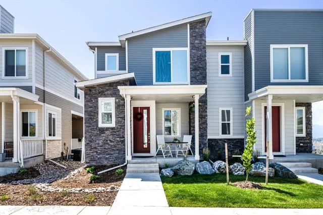 MLS: R11723049