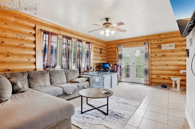 168 Sir Richard Drive