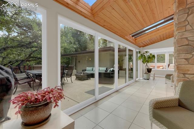 2501 Old Broadmoor Road