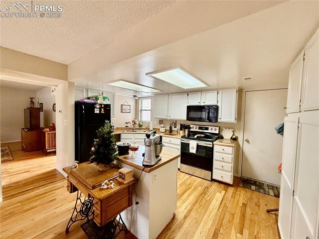 6963 Gayle Lyn Lane