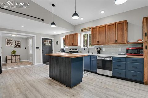 Tiny photo for 4540 Fountain Avenue, Cascade, CO 80809 (MLS # 9042354)