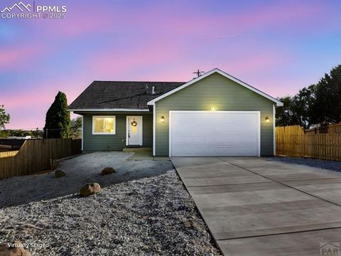 Photo of 1510 Grenadillo Street, Pueblo, CO 81001 (MLS # 3241346) Photo of 1510 Grenadillo Street, Pueblo, CO 81001 (MLS # 3241346)
