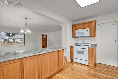 Tiny photo for 917 N Institute Street, Colorado Springs, CO 80903 (MLS # 2534540)