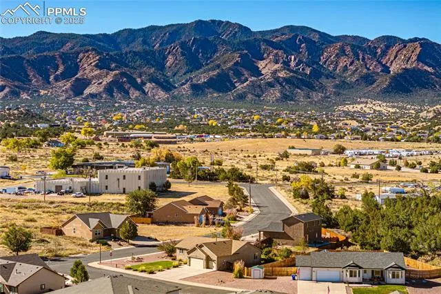 Canon City, Colorado 81212, United States, 5 Bedrooms Bedrooms, ,3 BathroomsBathrooms,Residential,Active,238344