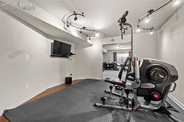 Canon City, Colorado 81212, United States, 5 Bedrooms Bedrooms, ,3 BathroomsBathrooms,Residential,Active,238344