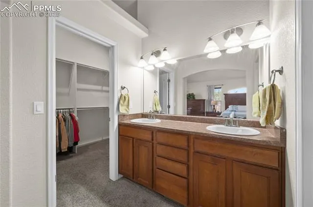 Canon City, Colorado 81212, United States, 5 Bedrooms Bedrooms, ,3 BathroomsBathrooms,Residential,Active,238344