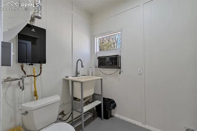 Canon City, Colorado 81212, United States, 3 Bedrooms Bedrooms, ,2 BathroomsBathrooms,Residential,Active,112219