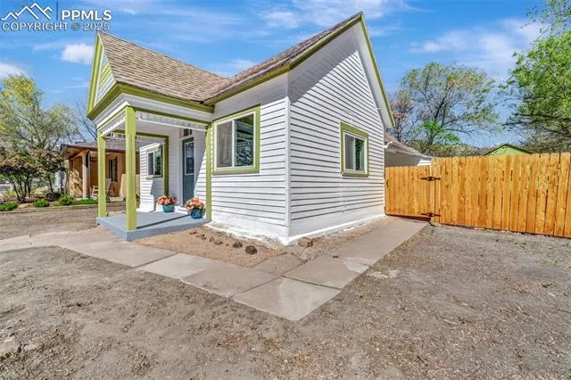 Canon City, Colorado 81212, United States, 3 Bedrooms Bedrooms, ,2 BathroomsBathrooms,Residential,Active,112219