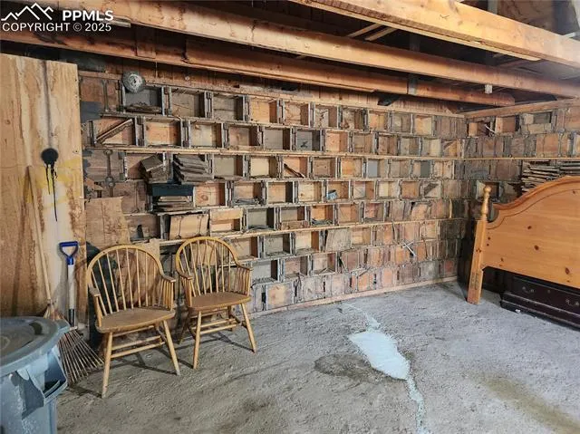 Canon City, Colorado 81212, United States, 3 Bedrooms Bedrooms, ,2 BathroomsBathrooms,Residential,Active,112219