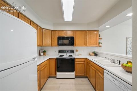 Tiny photo for 6806 Los Reyes Circle, Colorado Springs, CO 80918 (MLS # 2671809)