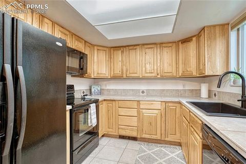 Tiny photo for 625 N Franklin Street, Colorado Springs, CO 80903 (MLS # 7666106)
