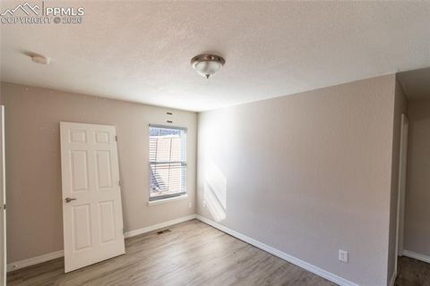 Tiny photo for 828 San Bruno Place, Colorado Springs, CO 80906 (MLS # 1345552)