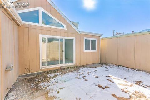 Tiny photo for 828 San Bruno Place, Colorado Springs, CO 80906 (MLS # 1345552)