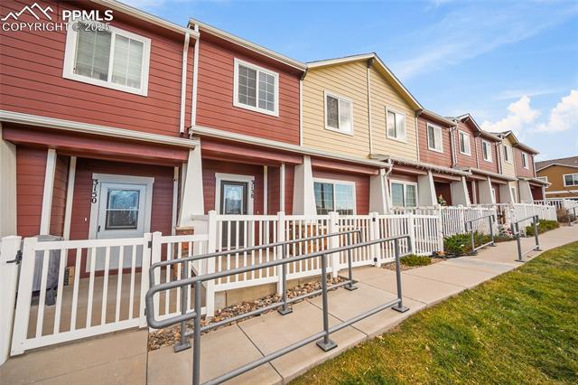 3158 Wild Peregrine View