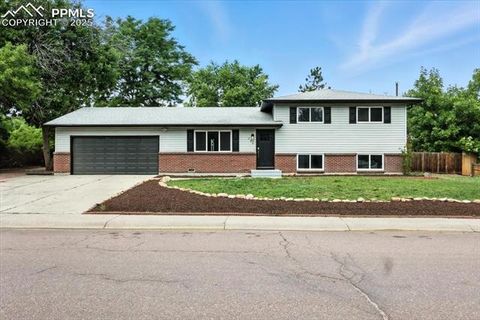 Tiny photo for 302 Loomis Avenue, Colorado Springs, CO 80906 (MLS # 8292307)