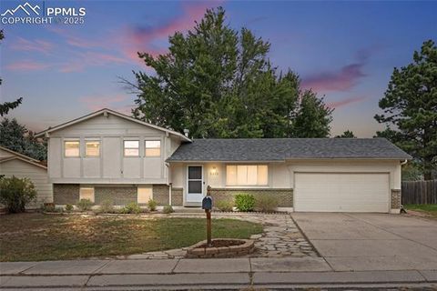 Photo of 3371 Teardrop Circle, Colorado Springs, CO 80917 (MLS # 8794323)