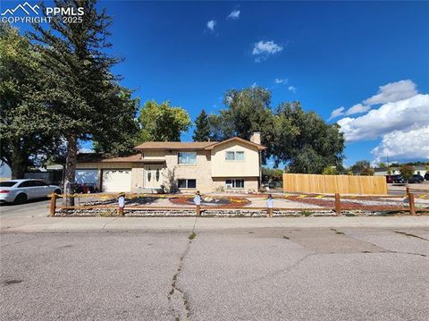 676 Fay Drive Colorado Springs CO 80911