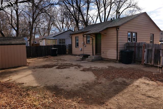 2442 E Saint Vrain Street