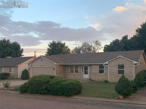 Photo of 2840 Spartan Drive, Canon City, CO 81212 (MLS # 9736149) Photo of 2840 Spartan Drive, Canon City, CO 81212 (MLS # 9736149)