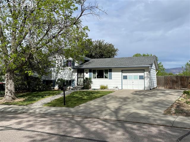 4620 SCENIC Circle