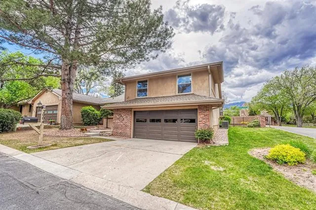 MLS: R11633872