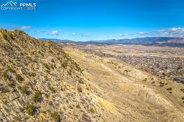 Canon City, Colorado 81212, United States, 2 Bedrooms Bedrooms, ,2 BathroomsBathrooms,Residential,Pending,78131