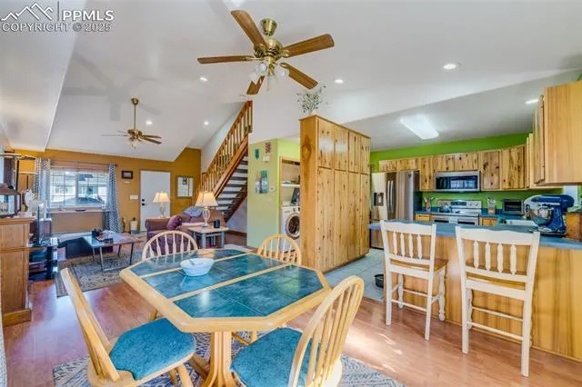 Canon City, Colorado 81212, United States, 2 Bedrooms Bedrooms, ,2 BathroomsBathrooms,Residential,Pending,78131