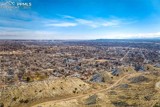 Canon City, Colorado 81212, United States, 2 Bedrooms Bedrooms, ,2 BathroomsBathrooms,Residential,Pending,78131