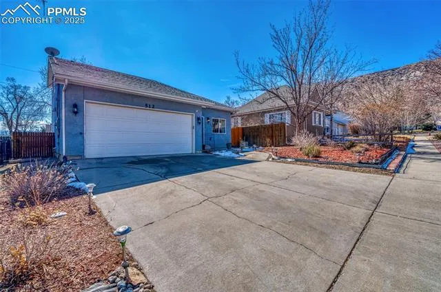 Canon City, Colorado 81212, United States, 2 Bedrooms Bedrooms, ,2 BathroomsBathrooms,Residential,Pending,78131