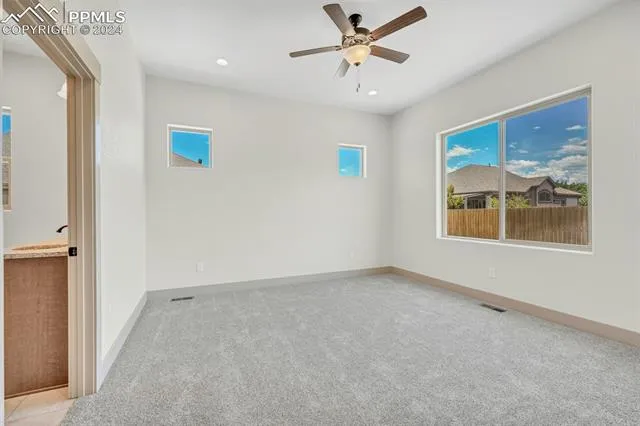 Florence, Colorado 81226, United States, 3 Bedrooms Bedrooms, ,3 BathroomsBathrooms,Residential,Active,68059