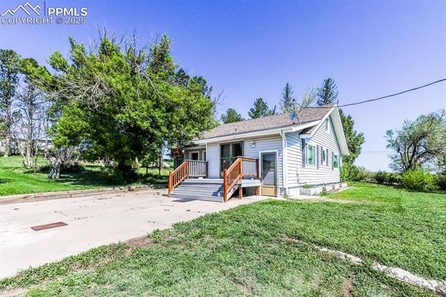 6597 S Highway 83