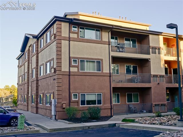 3765 Hartsock Lane 307