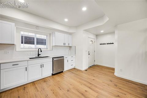 Tiny photo for 1463 Madison Ridge Heights #C, Colorado Springs, CO 80904 (MLS # 1385274)