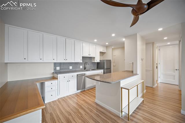 900 Saturn Drive 702